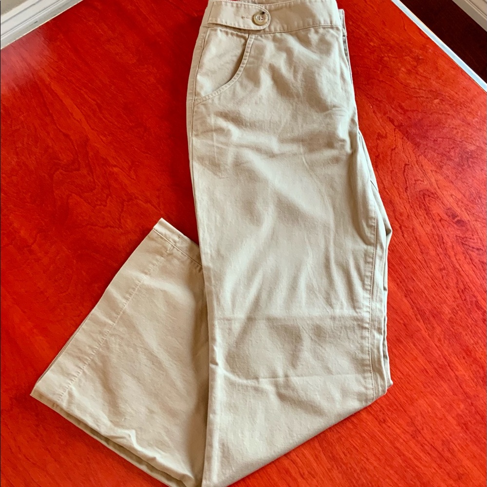 London Jean, The Christie Fit